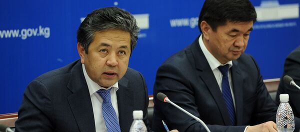 Пресс-конференция перед журналистами в Доме Правительства о выборном процессе - Sputnik Кыргызстан