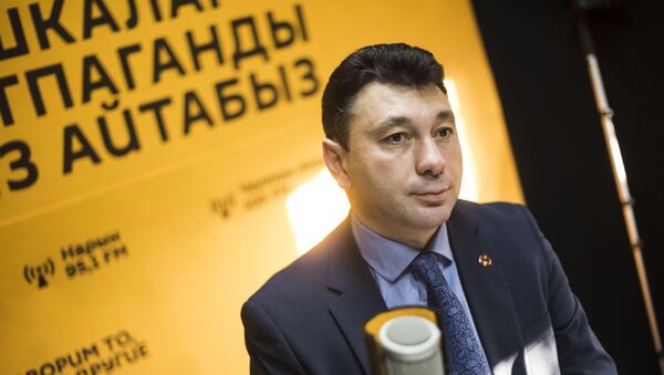 Глава наблюдательной миссии Межпарламентской ассамблеи СНГ Эдуард Шармазанов - Sputnik Кыргызстан