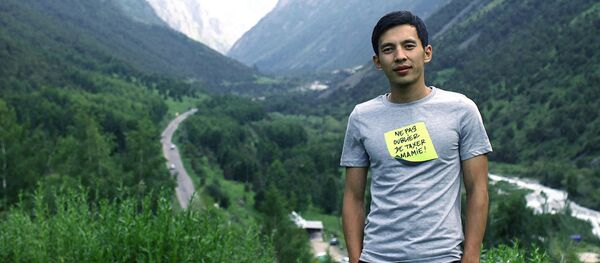 Молодой дизайнер Талгат Нурдинов Молодой дизайнер Талгат Нурдинов - Sputnik Кыргызстан