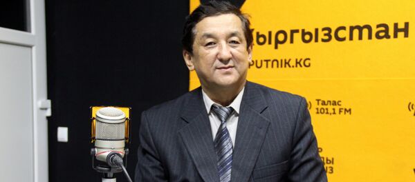 Тажрыйбалуу бортинженер Үрүстөм Жусупбеков - Sputnik Кыргызстан