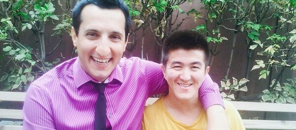 Оператор телеканала ТНТ из Кыргызстана Эмил Раев - Sputnik Кыргызстан