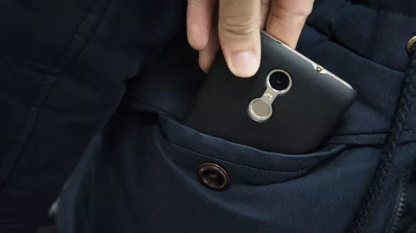 Случаи кражи мобильных телефонов - Sputnik Кыргызстан