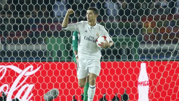 Португальский нападающий Реала Криштиану Роналду во время матча - Sputnik Кыргызстан