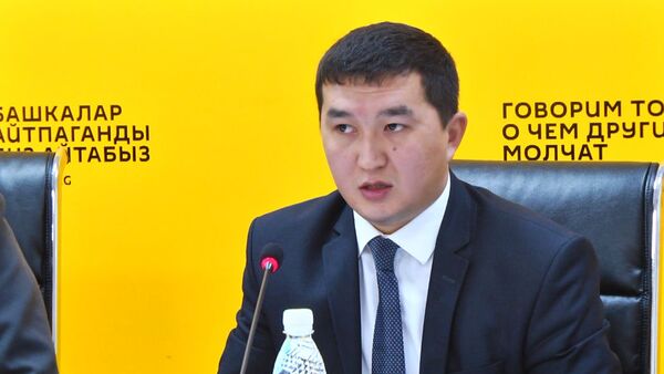 О борьбе со стихийной торговлей в Бишкеке рассказали городские власти - Sputnik Кыргызстан