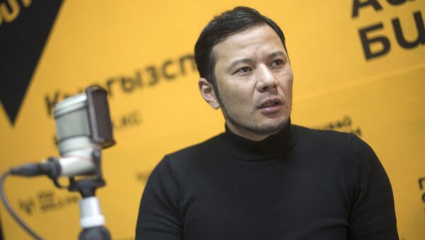 Активист, основатель группы Ветераны 365 Тимур Азыков во время интервью Sputnik Кыргызстан - Sputnik Кыргызстан