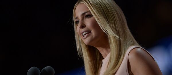 АКШнын жаңы шайланган президенти Дональд Трамптын кызы Иванканын архивдик сүрөтү - Sputnik Кыргызстан