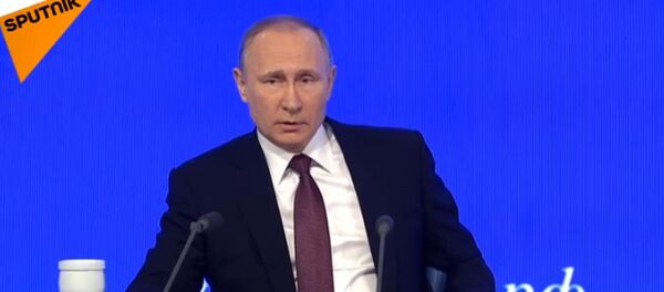 LIVE: Большая пресс-конференция президента РФ Владимира Путина LIVE: Большая пресс-конференция президента РФ Владимира Путина - Sputnik Кыргызстан