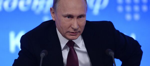 Двенадцатая ежегодная большая пресс-конференция президента РФ Владимира Путина - Sputnik Кыргызстан