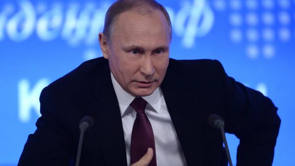 Двенадцатая ежегодная большая пресс-конференция президента РФ Владимира Путина - Sputnik Кыргызстан