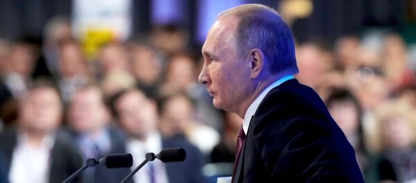 Двенадцатая ежегодная большая пресс-конференция президента РФ Владимира Путина Двенадцатая ежегодная большая пресс-конференция президента РФ Владимира Путина - Sputnik Кыргызстан