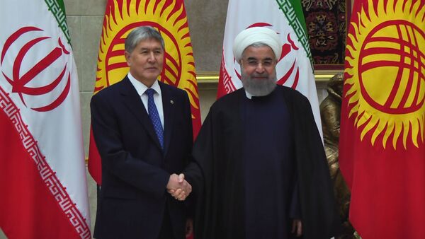 Атамбаев о сотрудничестве и облегчении визового режима с Ираном - Sputnik Кыргызстан