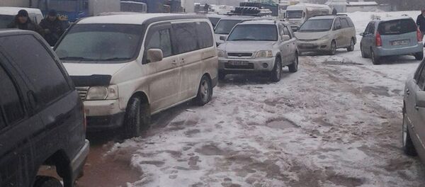 Бишкек - Ош жолундагы унаалар. Архив - Sputnik Кыргызстан