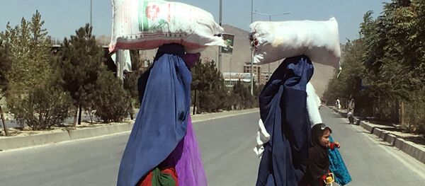 Жизнь женщин в Афганистане Жизнь женщин в Афганистане - Sputnik Кыргызстан