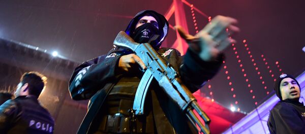 Нападение на ночной клуб в Стамбуле - Sputnik Кыргызстан