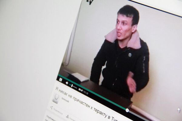 Снимок с видеохостинга Bulbul.kg пользователя turmush. 28-летний гражданин Кыргызстана Яхья Машрапов Снимок с видеохостинга Bulbul.kg пользователя turmush. 28-летний гражданин Кыргызстана Яхья Машрапов - Sputnik Кыргызстан