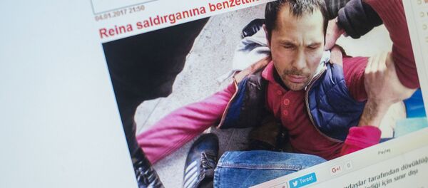 Избитый в Стамбуле гражданин Туркменистана, который похож на террориста расстрелявшего посетителей ночного клуба - Sputnik Кыргызстан