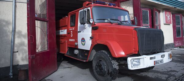 Работа сотрудников пожарной службы Кыргызстана - Sputnik Кыргызстан