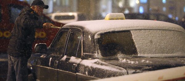 Снегопад в Санкт-Петербурге Снегопад в Санкт-Петербурге - Sputnik Кыргызстан