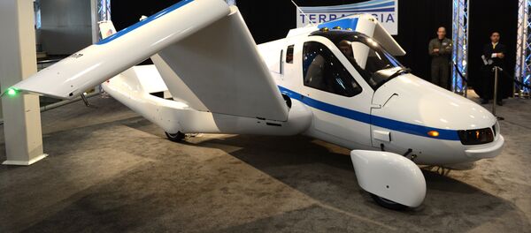 Демонстрация Terrafugia летающего автомобиля - Sputnik Кыргызстан