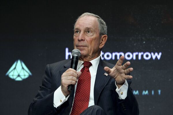 Генеральный директор компании Bloomberg Майкл Блумберг Генеральный директор компании Bloomberg Майкл Блумберг - Sputnik Кыргызстан