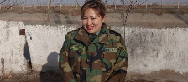 Архивное фото начальника управления информационного обеспечения ГПС КР подполковник Гульмиры Борубаевой - Sputnik Кыргызстан