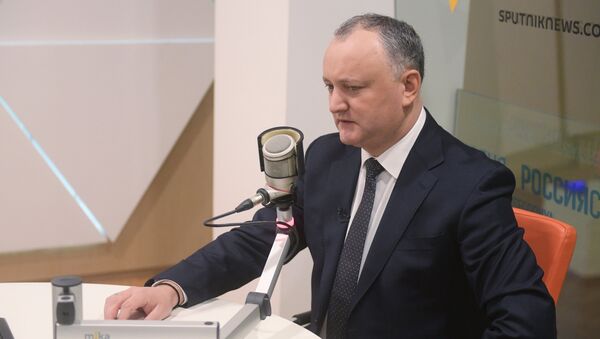 Президент Молдавии И. Додон дал интервью гендиректору МИА Россия сегодня Д. Киселеву - Sputnik Кыргызстан