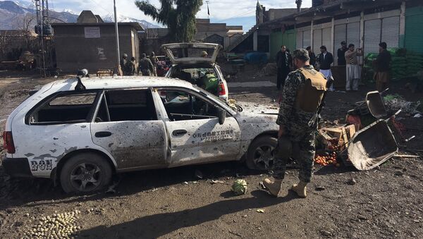 Взрыв бомбы на овощном рынке в городе Парачинар, Пакистана - Sputnik Кыргызстан