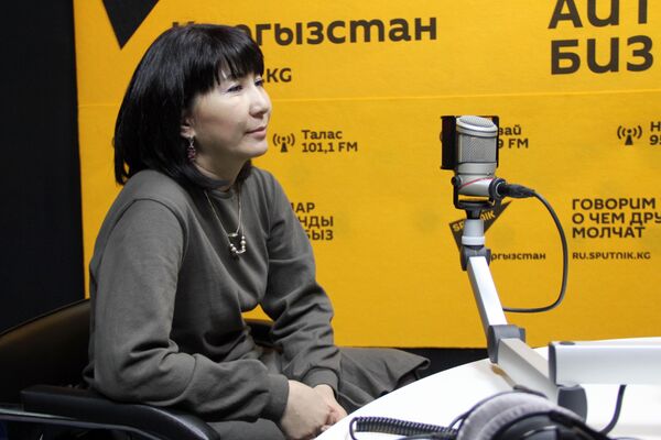 Психолог Перизат Асылбекова Психолог Перизат Асылбекова - Sputnik Кыргызстан