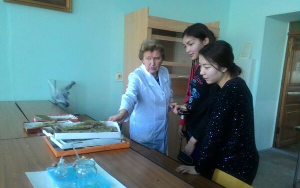 Дети посетили Томский госуниверситет (ТГУ) и Сибирский государственный медицинский университет - Sputnik Кыргызстан