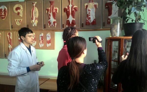 В рамках научно-образовательной поездки кыргызстанские школьники посетили два высших учебных заведения Томска - Sputnik Кыргызстан