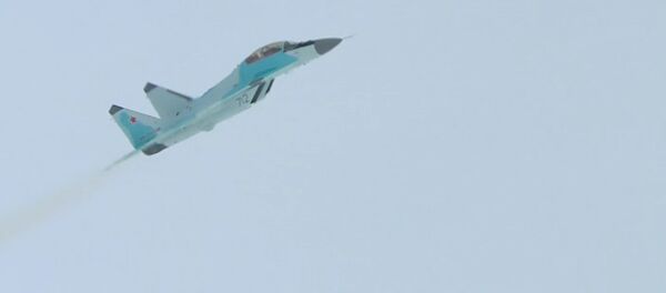 Демонстрационный полет истребителя МиГ-35 Демонстрационный полет истребителя МиГ-35 - Sputnik Кыргызстан