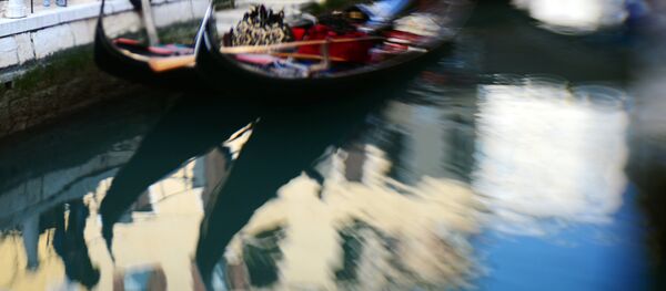 Канал в Венеции. Архивное фото - Sputnik Кыргызстан