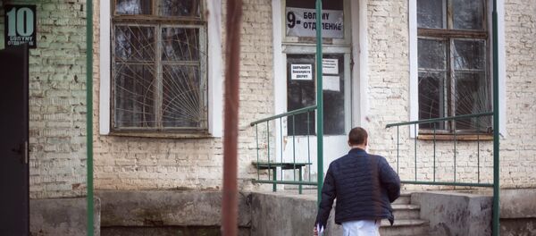 Оорукана кызматкери. Архив Оорукана кызматкери. Архив - Sputnik Кыргызстан