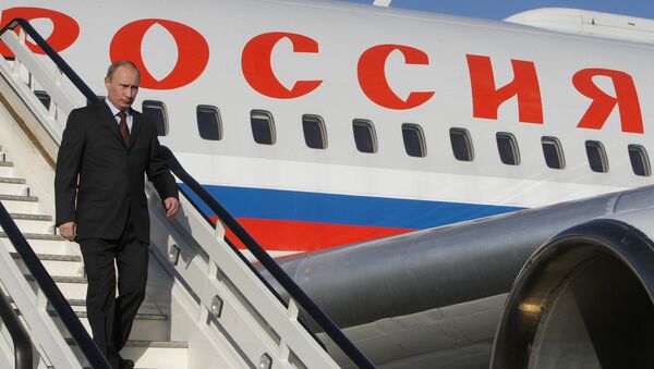 Премьер-министр РФ Владимир Путин прибыл в Болгарию - Sputnik Кыргызстан