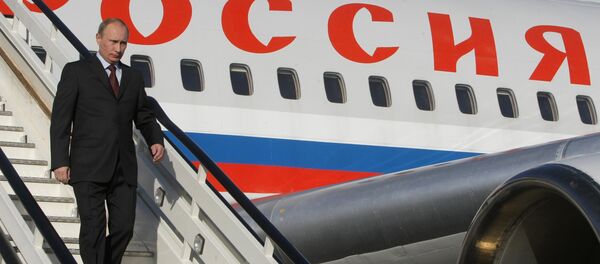 Премьер-министр РФ Владимир Путин прибыл в Болгарию - Sputnik Кыргызстан