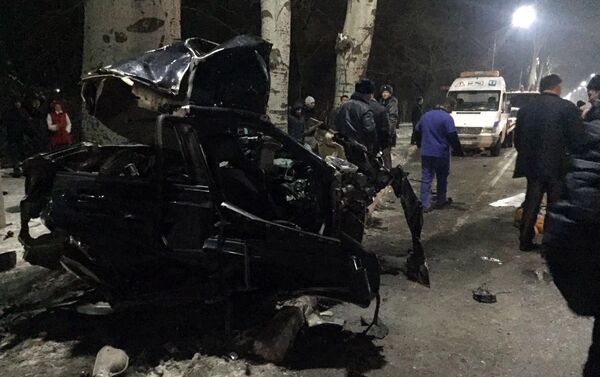 По данным милиции, дорожно-транспортное происшествие произошло примерно в 21.00. - Sputnik Кыргызстан