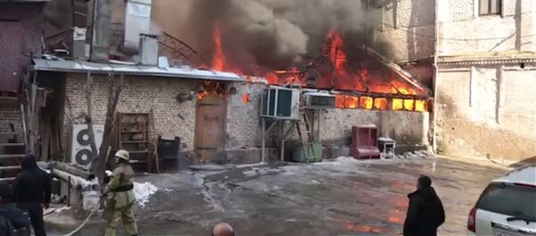 В Ташкенте сгорел кыргызский ресторан Mamas - Sputnik Кыргызстан