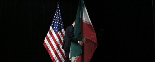 Флаги стран США и Ирана - Sputnik Кыргызстан