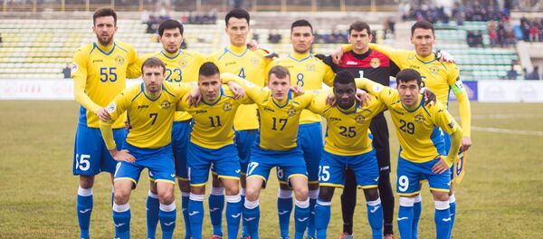 Матч туркменского клуба Балкан с бишкекским Дордоем в Оше Матч туркменского клуба Балкан с бишкекским Дордоем в Оше - Sputnik Кыргызстан