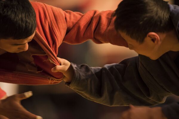 Международный турнир по самбо во Дворце спорта имени Каба уулу Кожомкула Международный турнир по самбо во Дворце спорта имени Каба уулу Кожомкула - Sputnik Кыргызстан