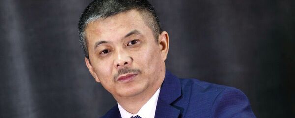 Акын, Кыргыз Республикасынын маданиятына эмгек сиңирген ишмер Зайырбек Ажыматов. Архив Акын, Кыргыз Республикасынын маданиятына эмгек сиңирген ишмер Зайырбек Ажыматов. Архив - Sputnik Кыргызстан