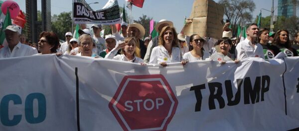 Протест против Трампа в Мексике - Sputnik Кыргызстан