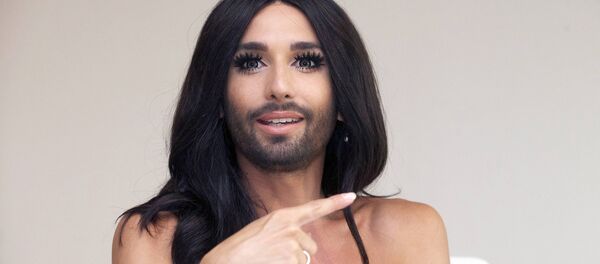 Дүйнөгө Кончита Вурст деген ат менен таанымал, австриялык ырчы Томас Нойвирт - Sputnik Кыргызстан