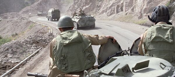 Советские воины-интернационалисты возвращаются из Афганистана на родину. Архивное фото Советские воины-интернационалисты возвращаются из Афганистана на родину. Архивное фото - Sputnik Кыргызстан