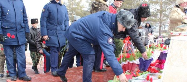 Митинг-реквием, посвященный 28-й годовщине вывода войск из Афганистана в селе Люксембург - Sputnik Кыргызстан
