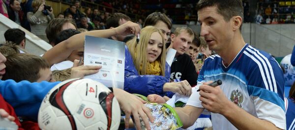 Футбол. Кубок легенд -2015. Первый день - Sputnik Кыргызстан