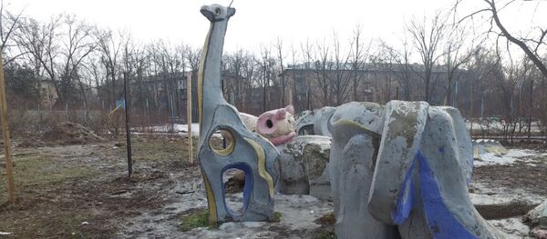 Слоники балдар аянтчасынын аймагын курулуш компаниясы тосуп алды - Sputnik Кыргызстан