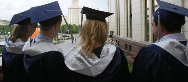 Бүтүрүүчүлөр. Архив - Sputnik Кыргызстан