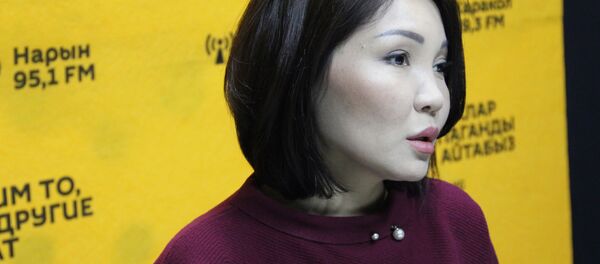 Депутат Эльвира Сурабалдиева Депутат Эльвира Сурабалдиева - Sputnik Кыргызстан