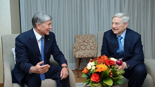 Встреча президента Алмазбека Атамбаева с основателем Института открытого общества Джорджем Соросом - Sputnik Кыргызстан